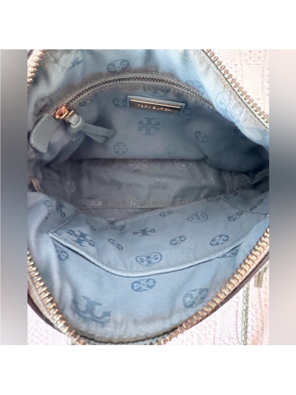 Tory Burch Taylor Camera Bag in Cloud Blue EUC - Picture 7 of 8